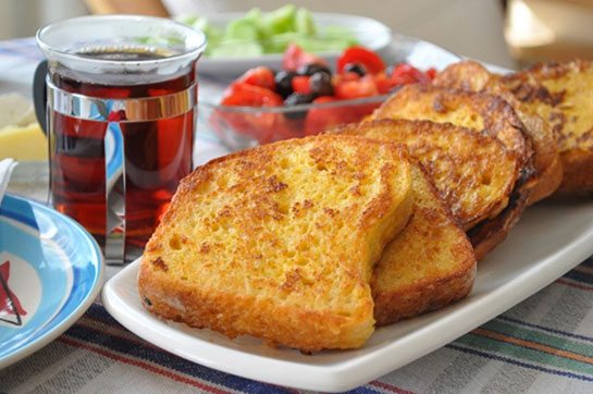Ekmek Kızartması Yumurtalı Tarifi ve Malzemeleri