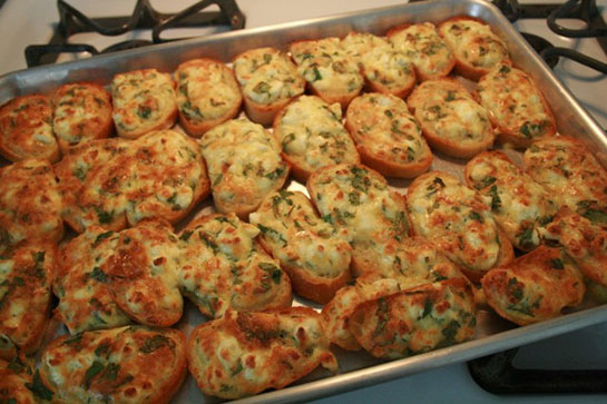 Fırında Ekmek Kızartması Tarifi ve Malzemeleri