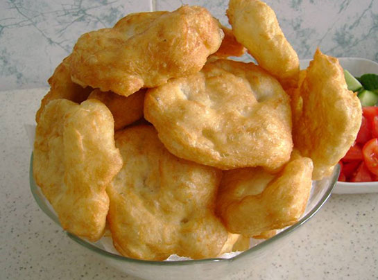 Mayasız Hamur Kızartması Tarifi ve Malzemeleri